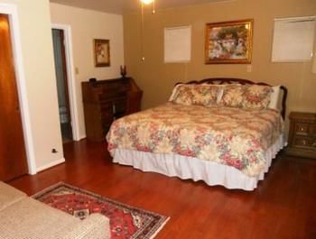Rio Vista Resort Kingsland Bagian luar foto